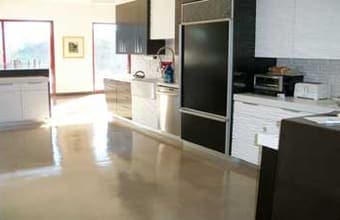 Residential epoxy floor